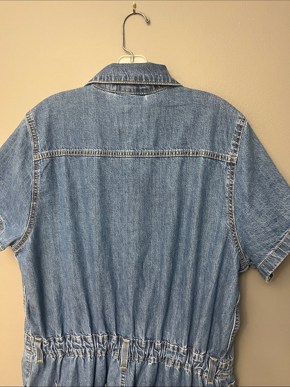 Levi’s Women’s Classic Blue Denim Short Sleeve Jumpsuit - Size XL - Picture 6 of 11